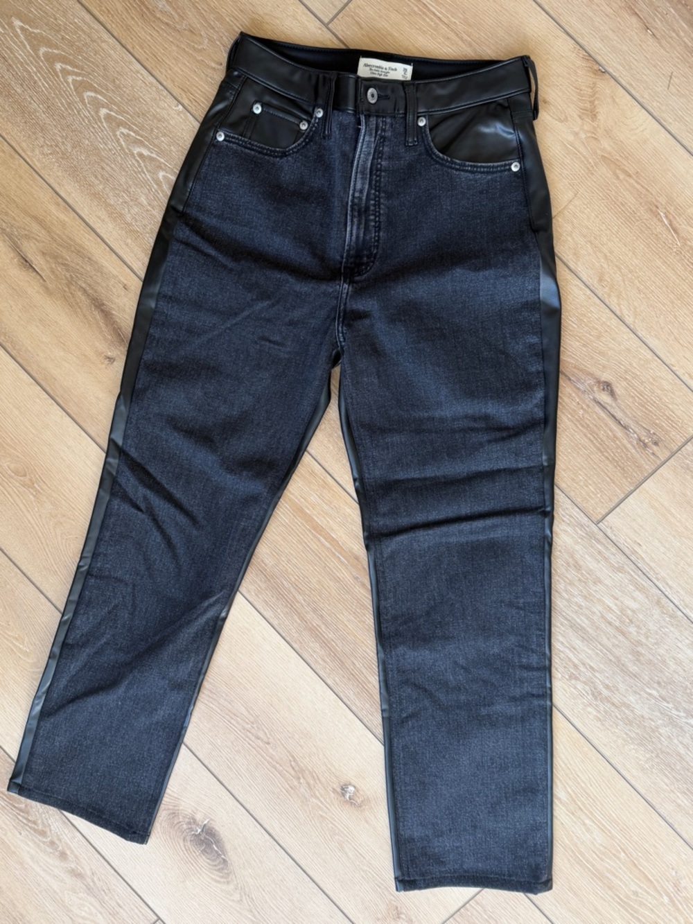 Abercrombie women ankle straight high rise denim  with Faux Leather